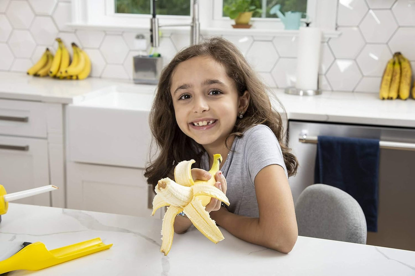 Banana Loca Kitchen Gadget – Core & Fill Bananas in the Peel