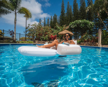 PoolCandy Splash Runner Pro 2.0 Motorized Pool Lounger – 12V Float
